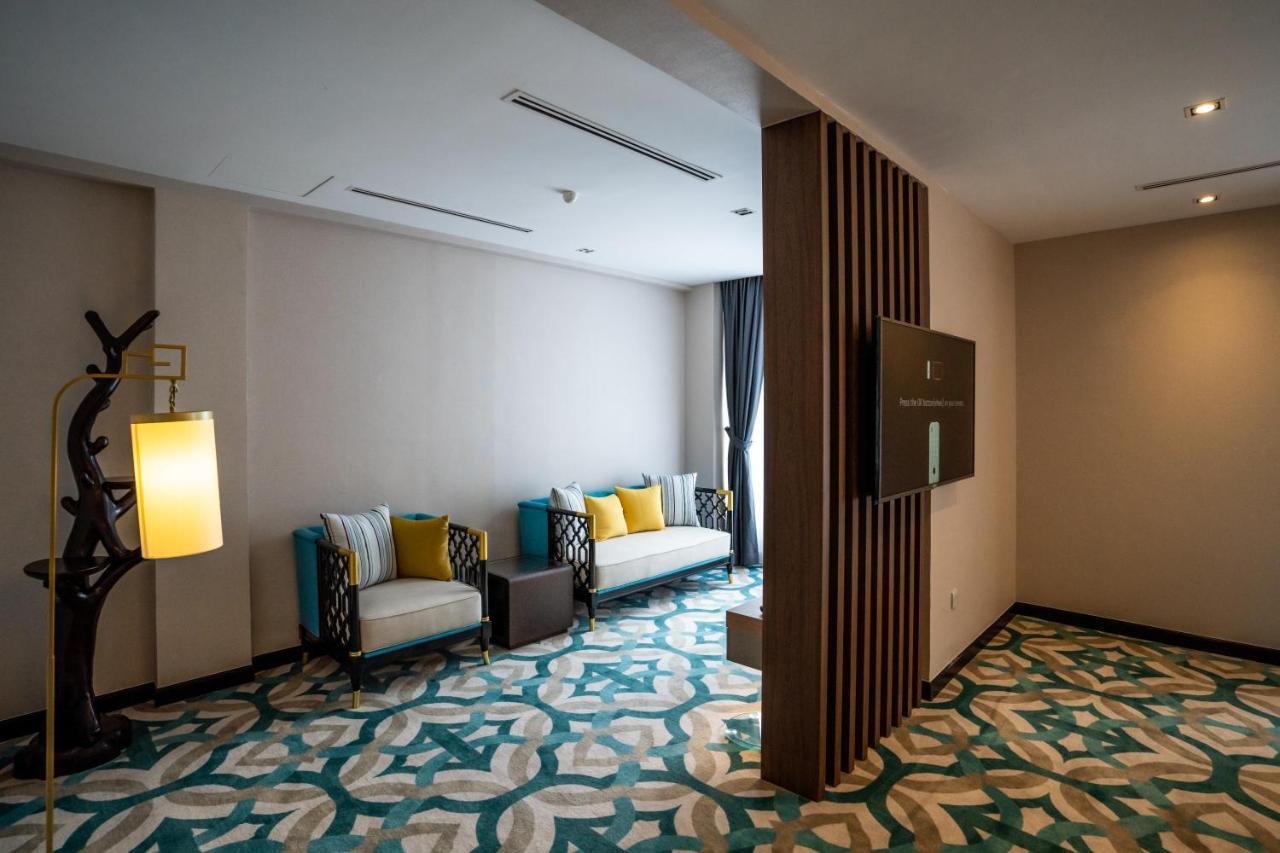 Christee Suites Hotel Melaka Zewnętrze zdjęcie