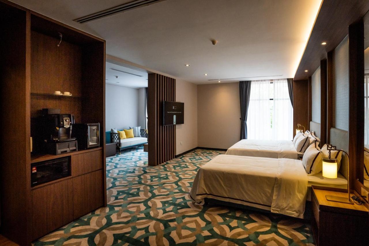 Christee Suites Hotel Melaka Zewnętrze zdjęcie