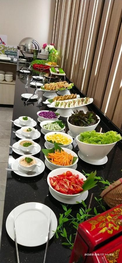Christee Suites Hotel Melaka Zewnętrze zdjęcie